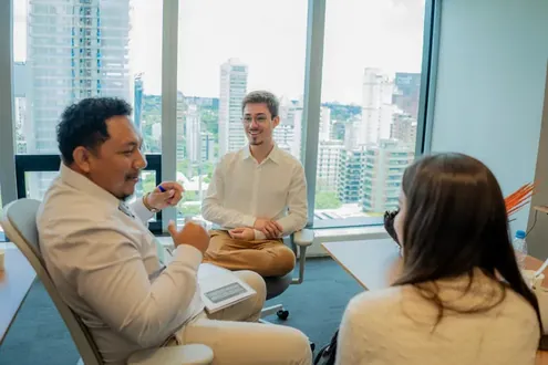 Participantes em roda de conversa